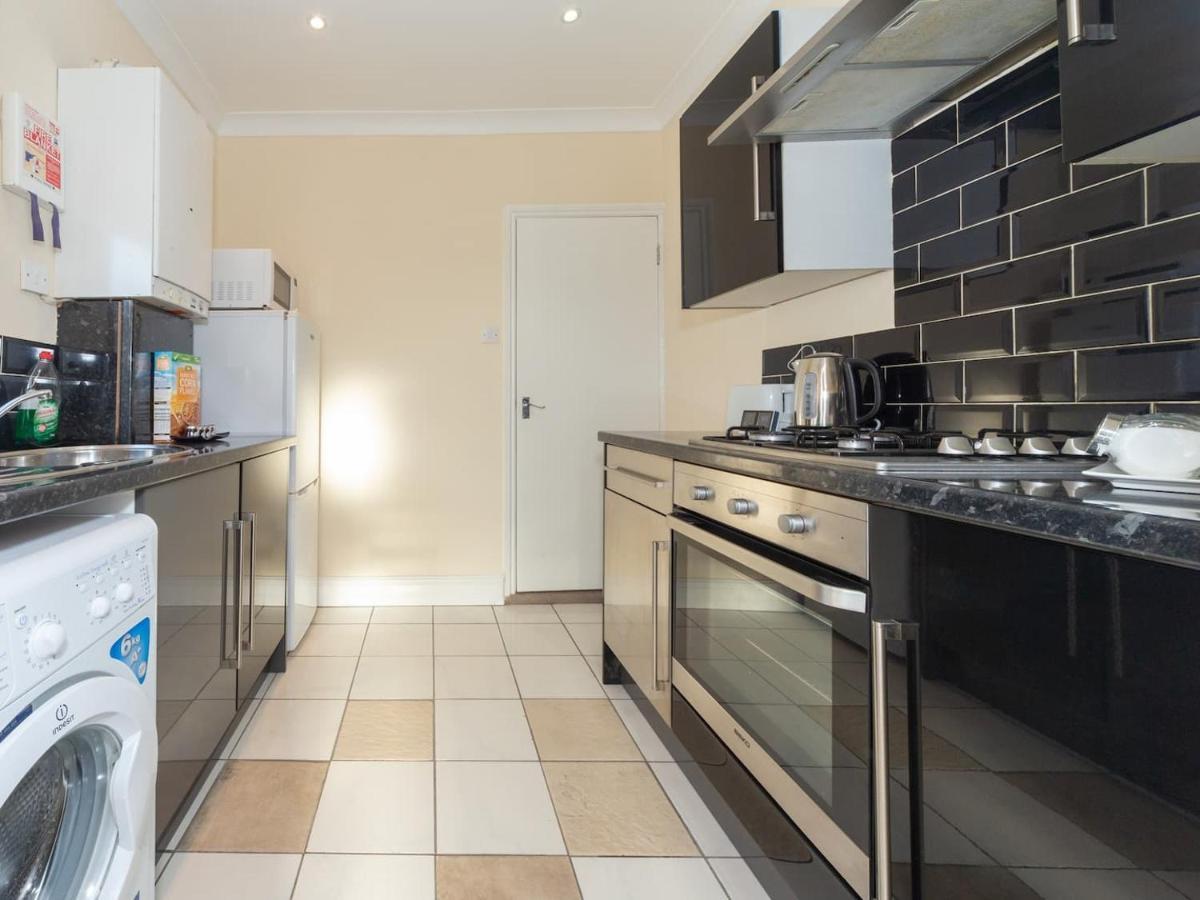 Bellaliving 2 Bedroom - Luton Luton (Bedfordshire)